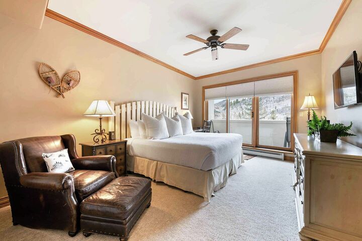 #305 - Master Bedroom