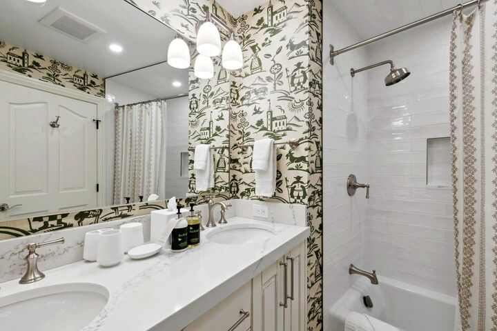 #209 - Bathroom