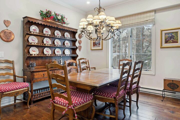 #209 - Dining Area