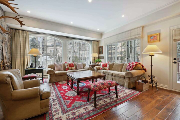 #209 - Living Area