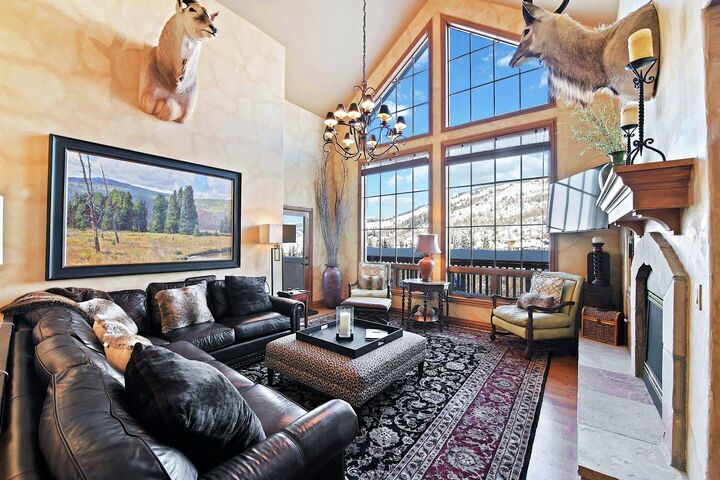#405 - Living Area