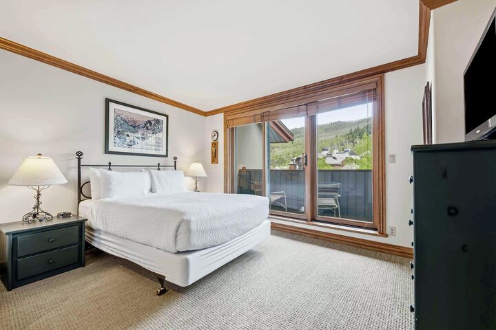 #407 - Bedroom