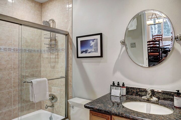 #A208 - Beaver Creek Retreat - Bathroom