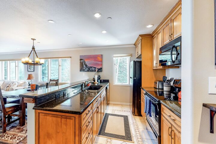 #A208 - Beaver Creek Retreat - Kitchen