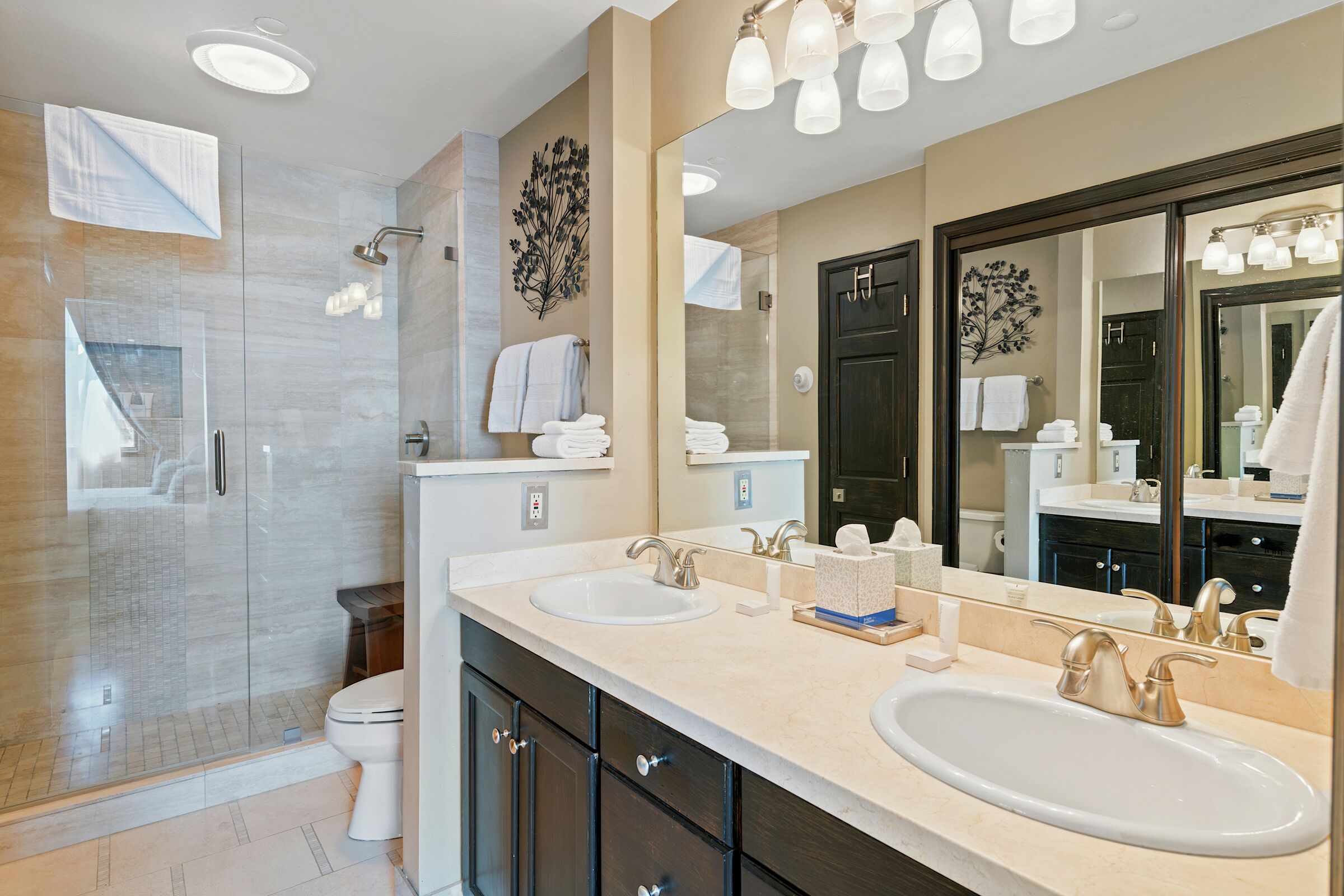 Master Ensuite Bathroom