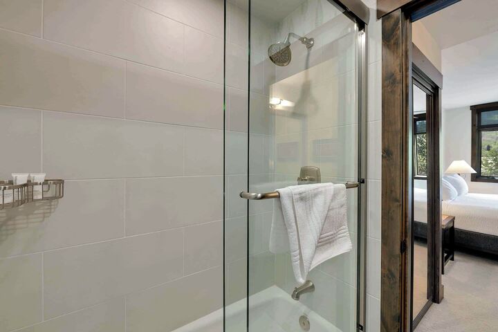 Ensuite Bathroom