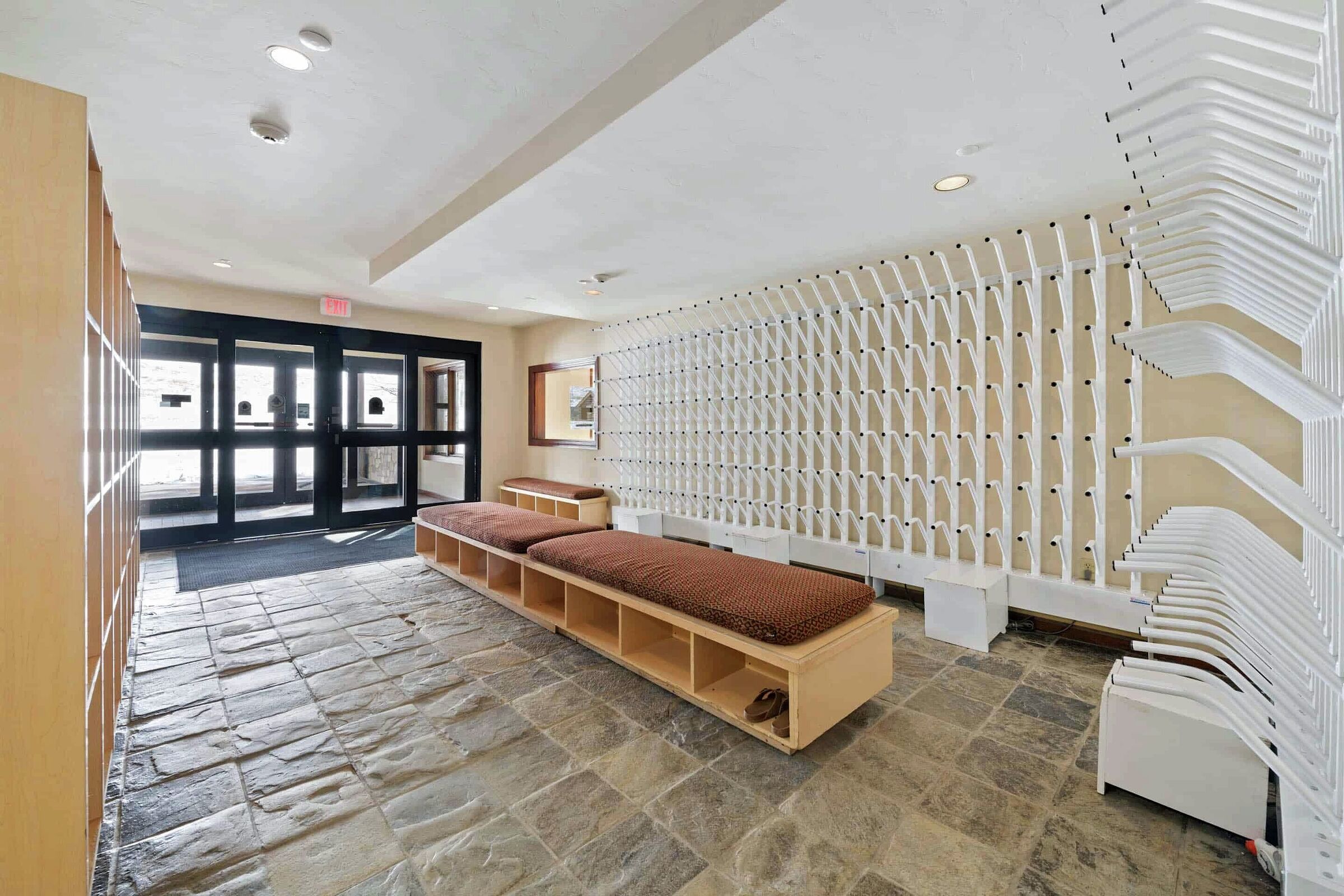 Boot Room - Highlands Lodge
