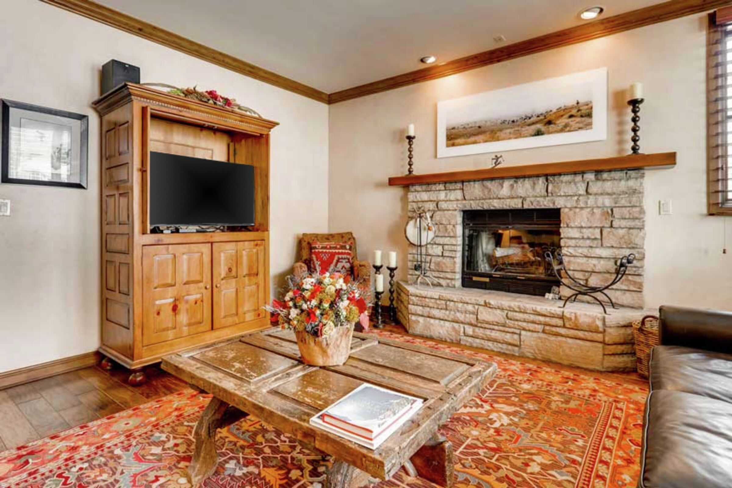#200 - Living Area