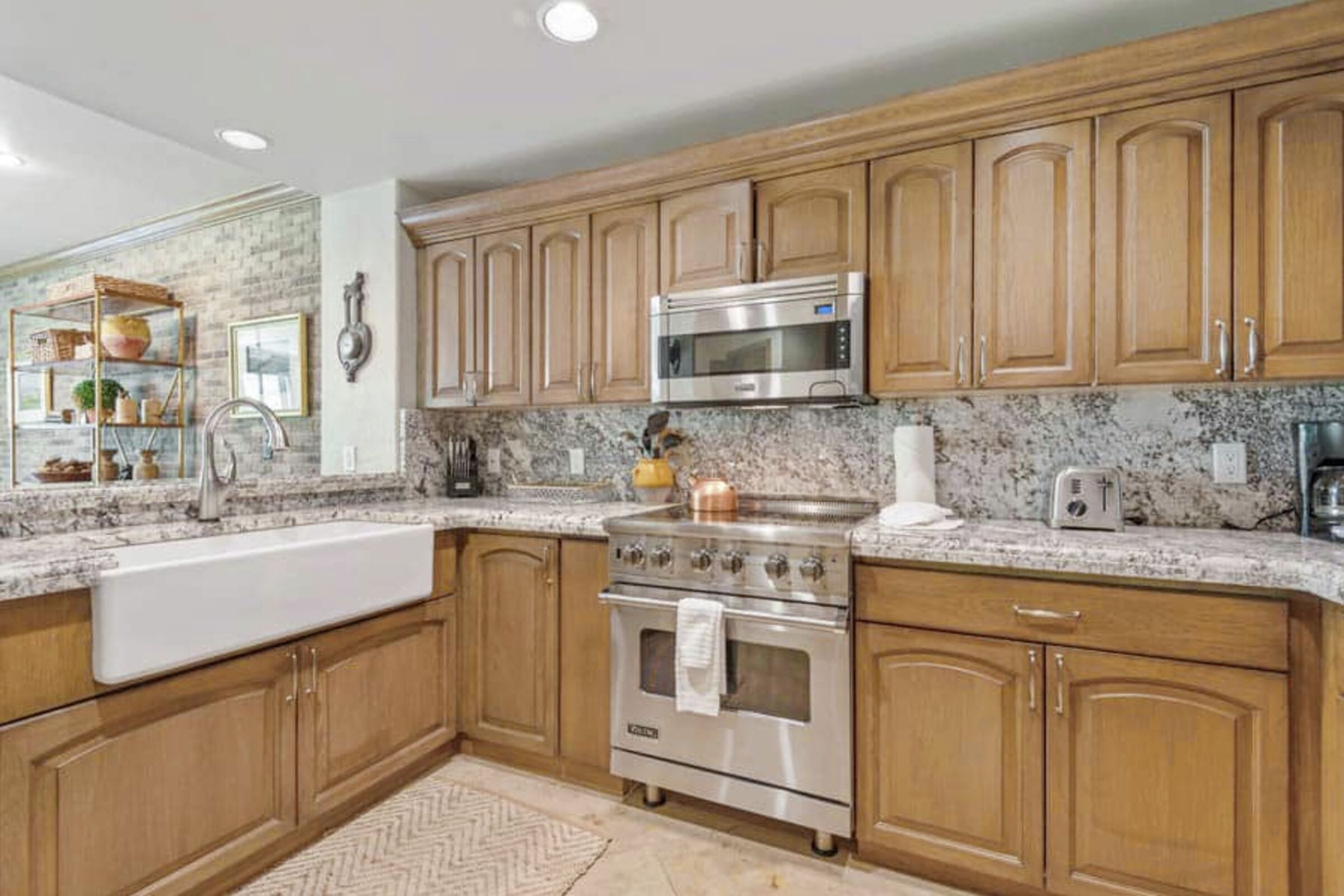 #212 - Kitchen