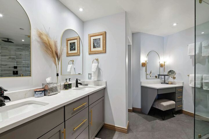 Master Ensuite Bathroom