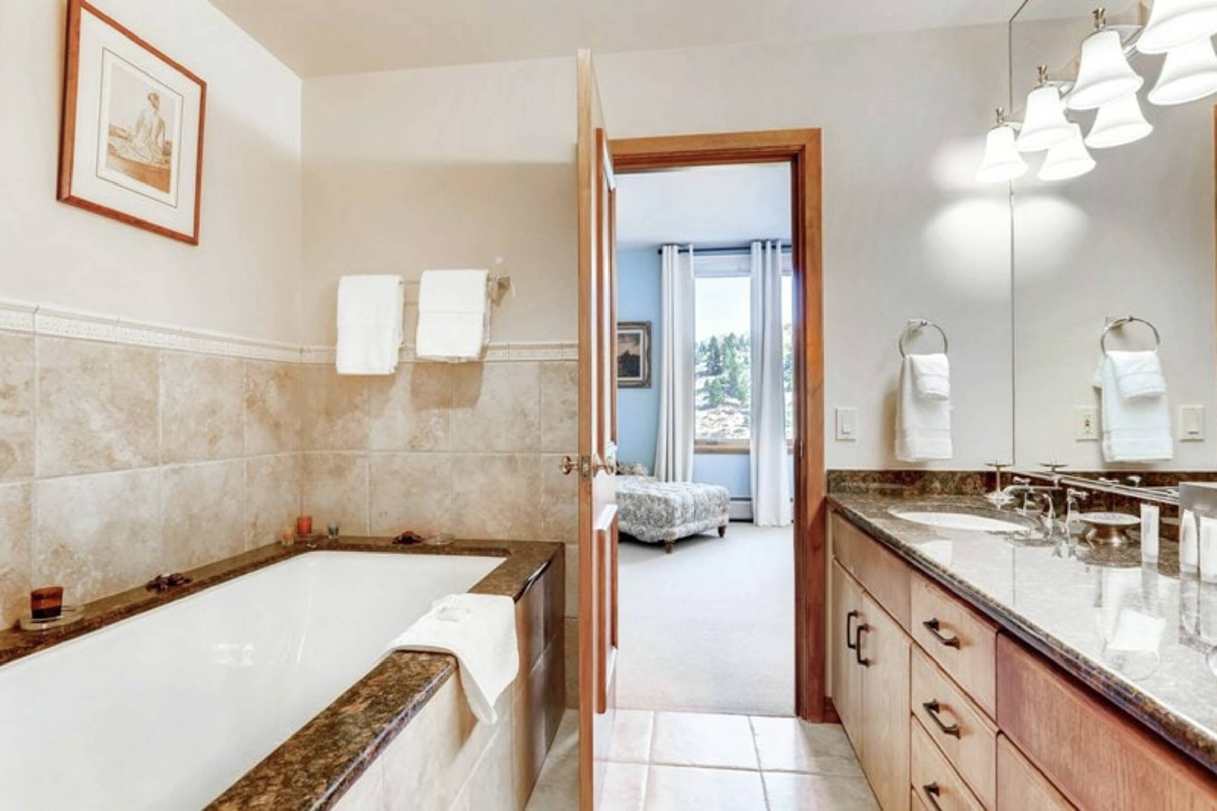 #509 - Master Ensuite Bathroom