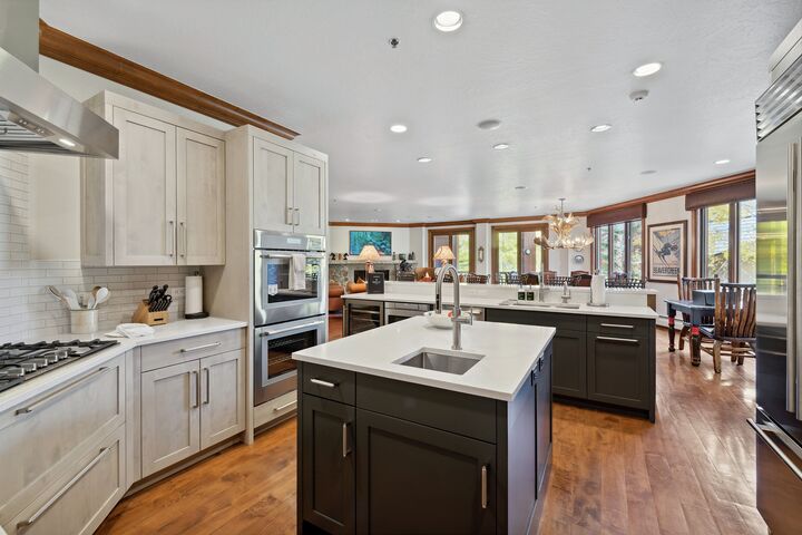 #204 - Kitchen