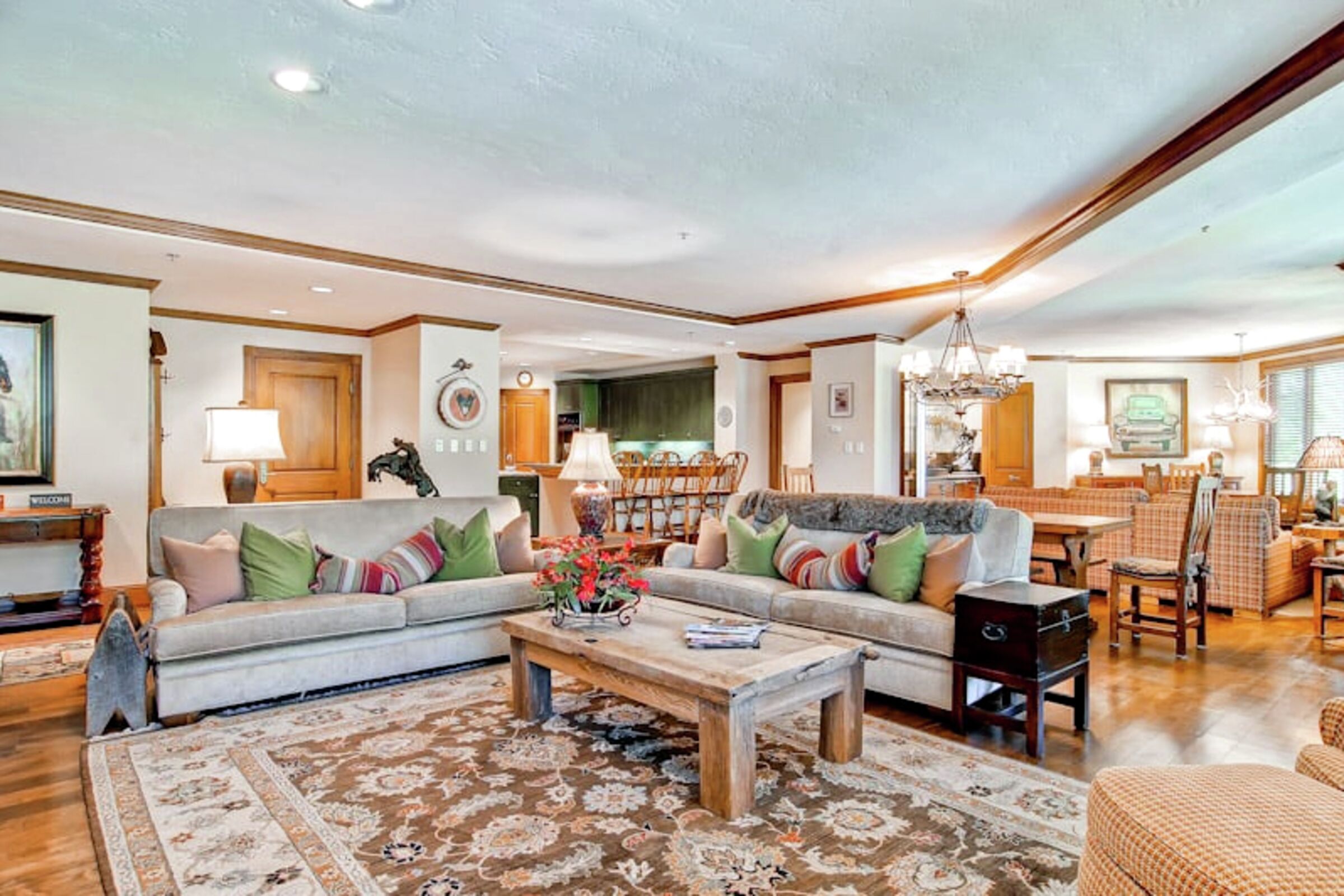 #101 - Living Area