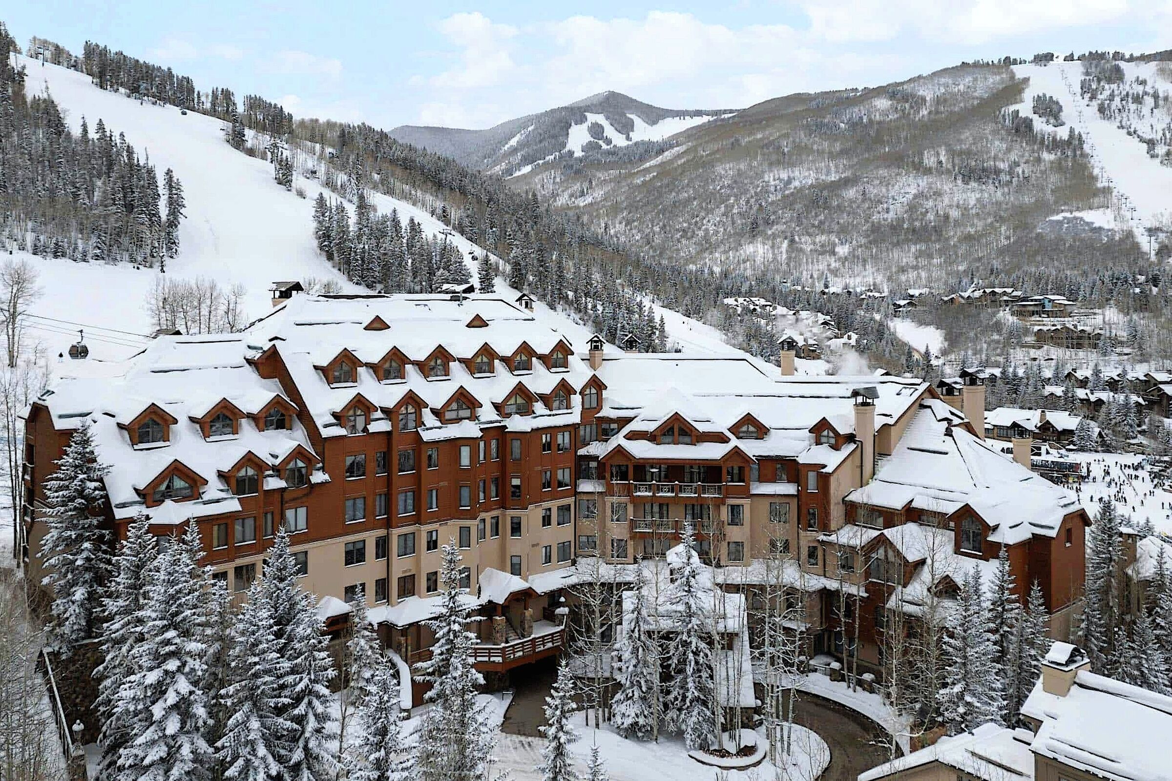 McCoy Peak Lodge
