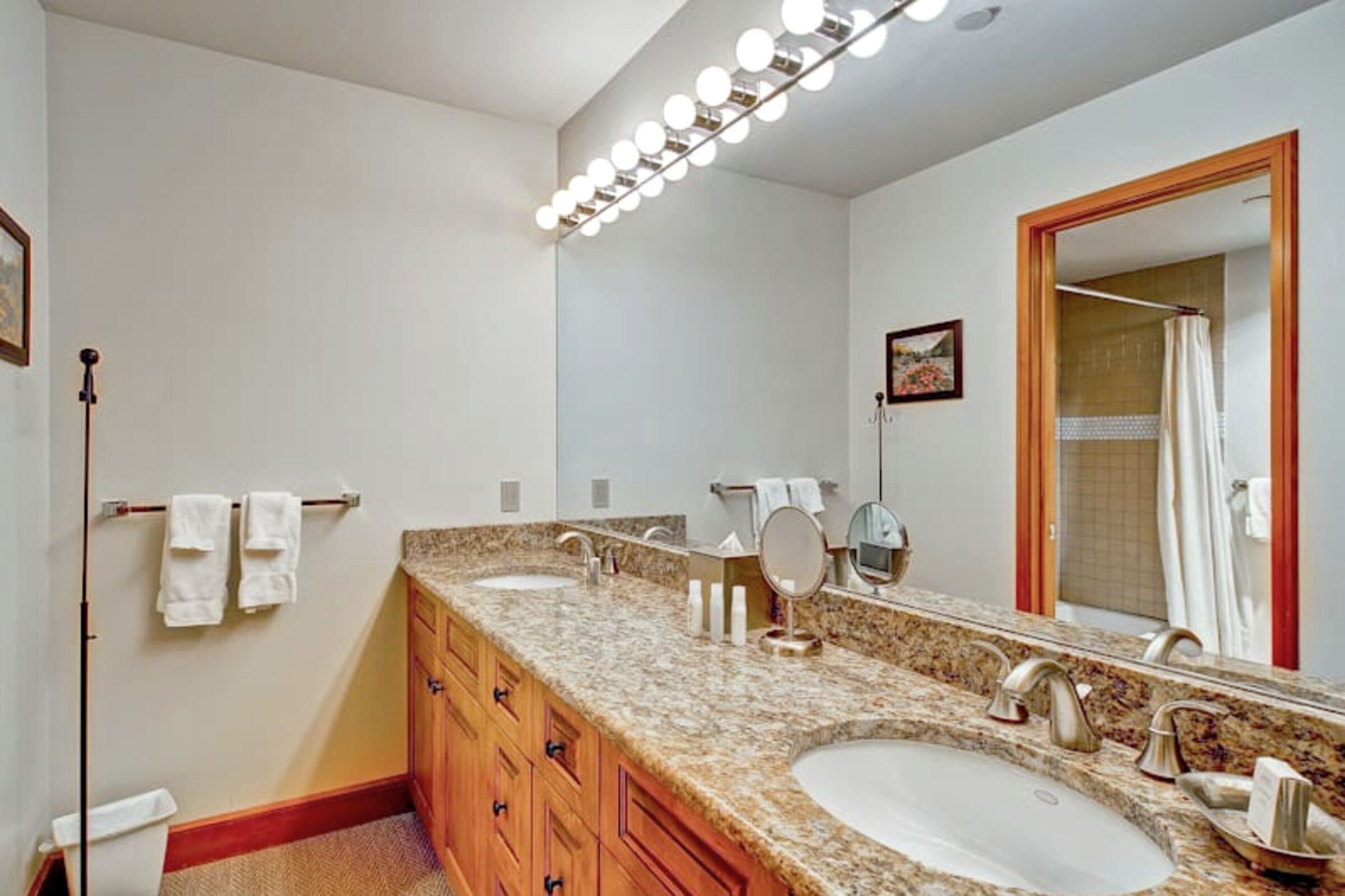 Master Ensuite Bathroom
