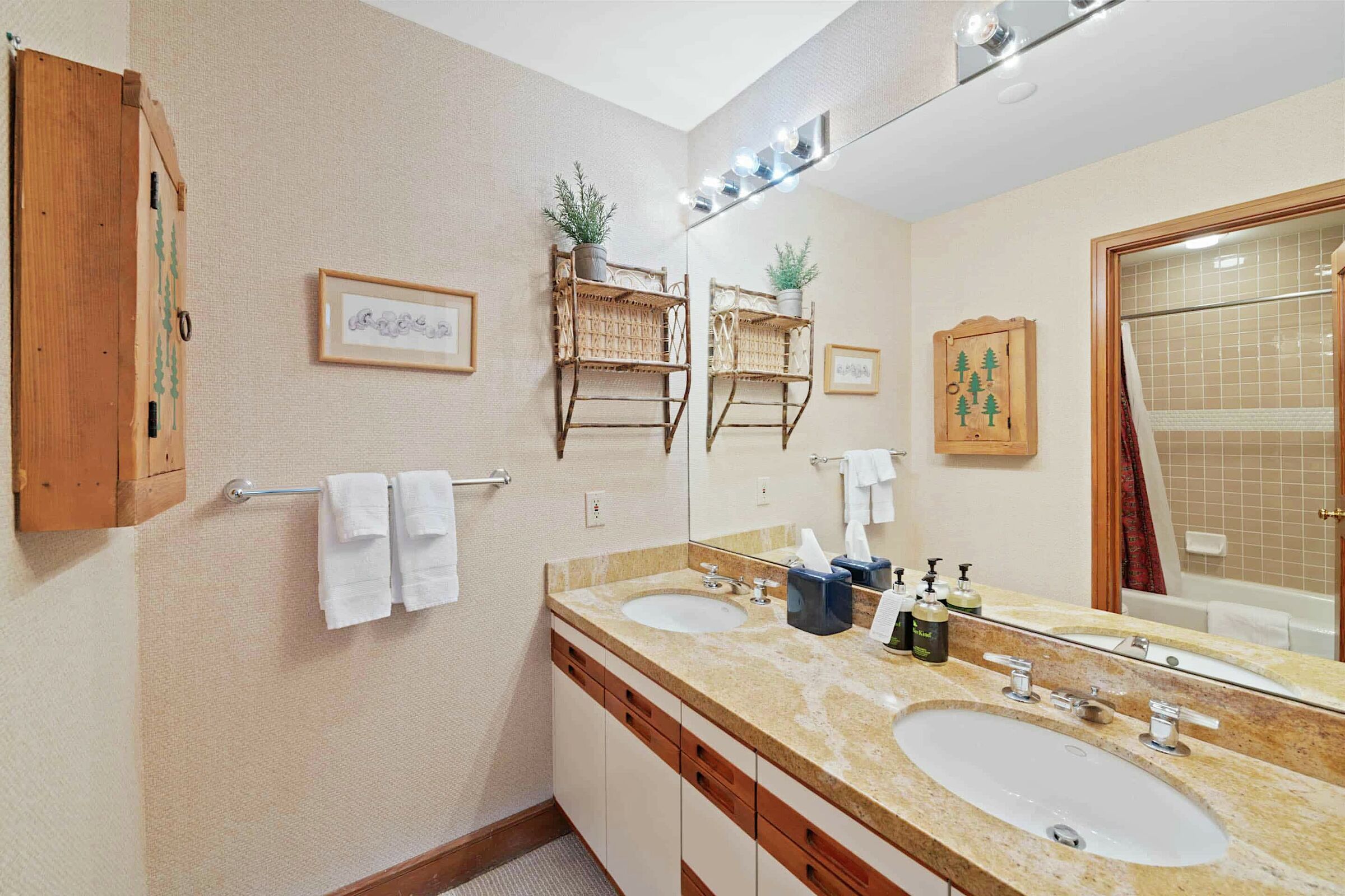 Master Ensuite Bathroom