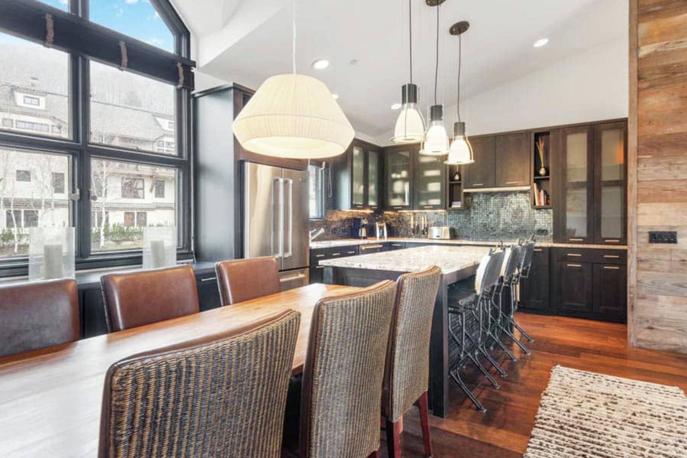 Dining Room & Kitchen