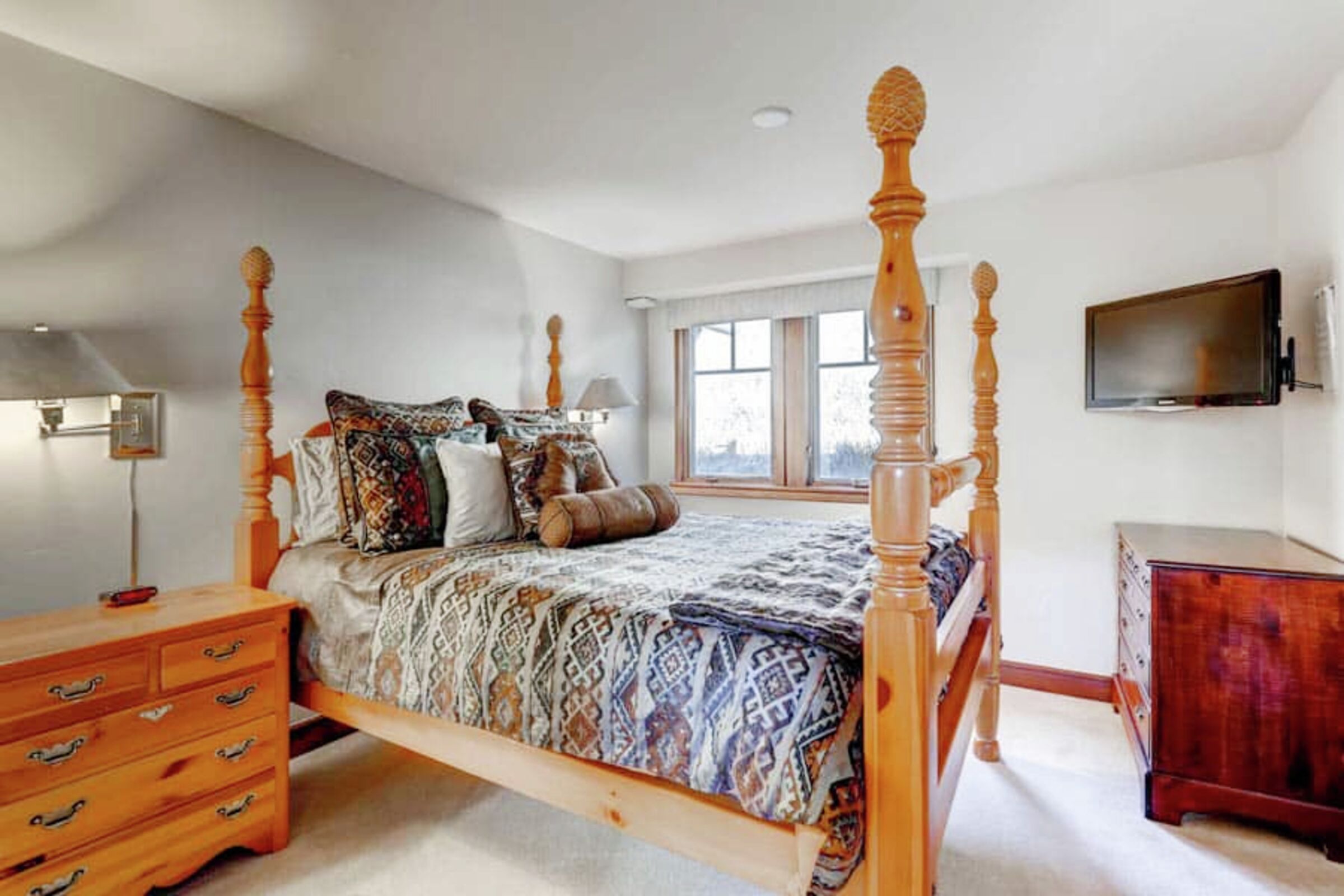 #N5 - Bedroom