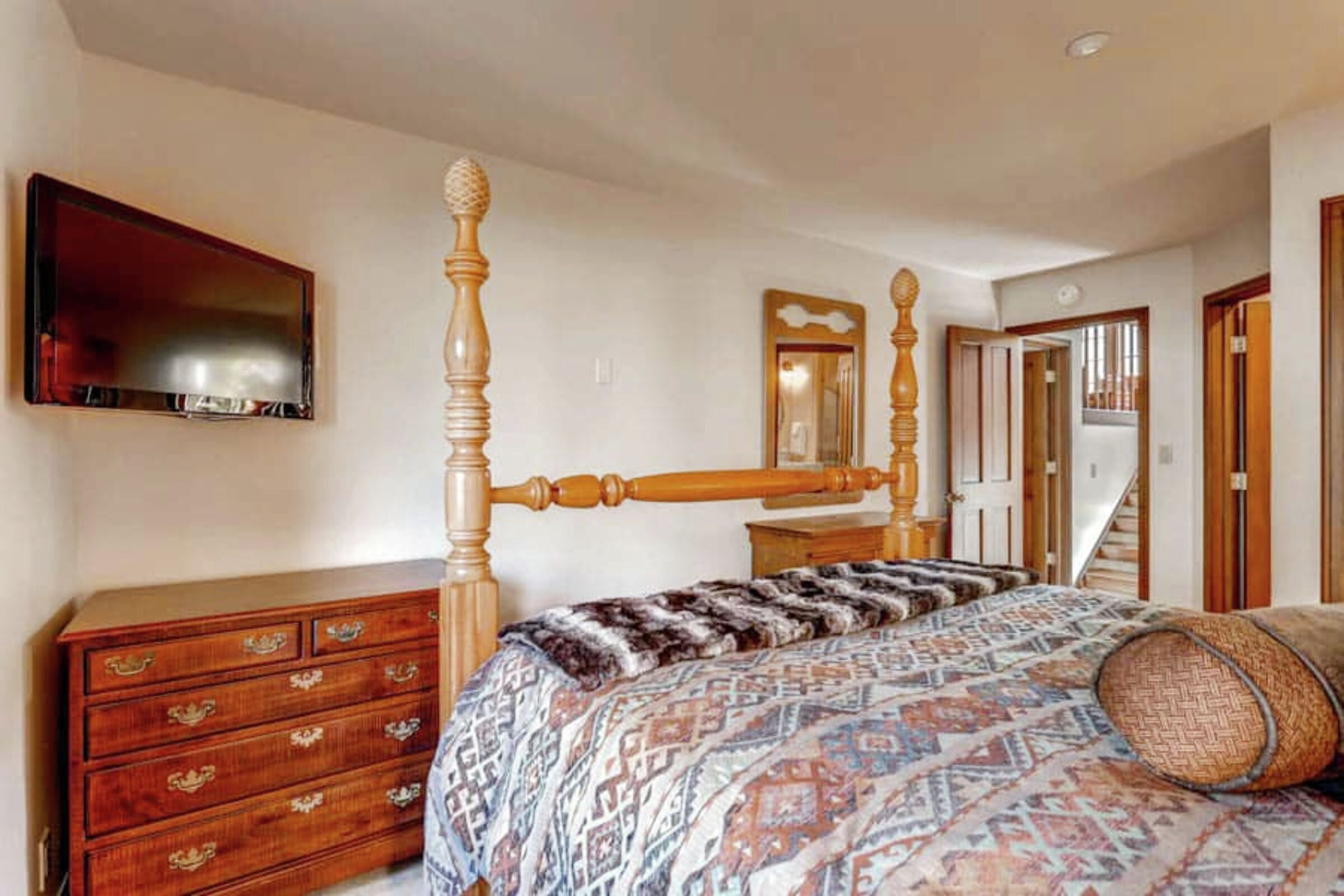#N5 - Bedroom