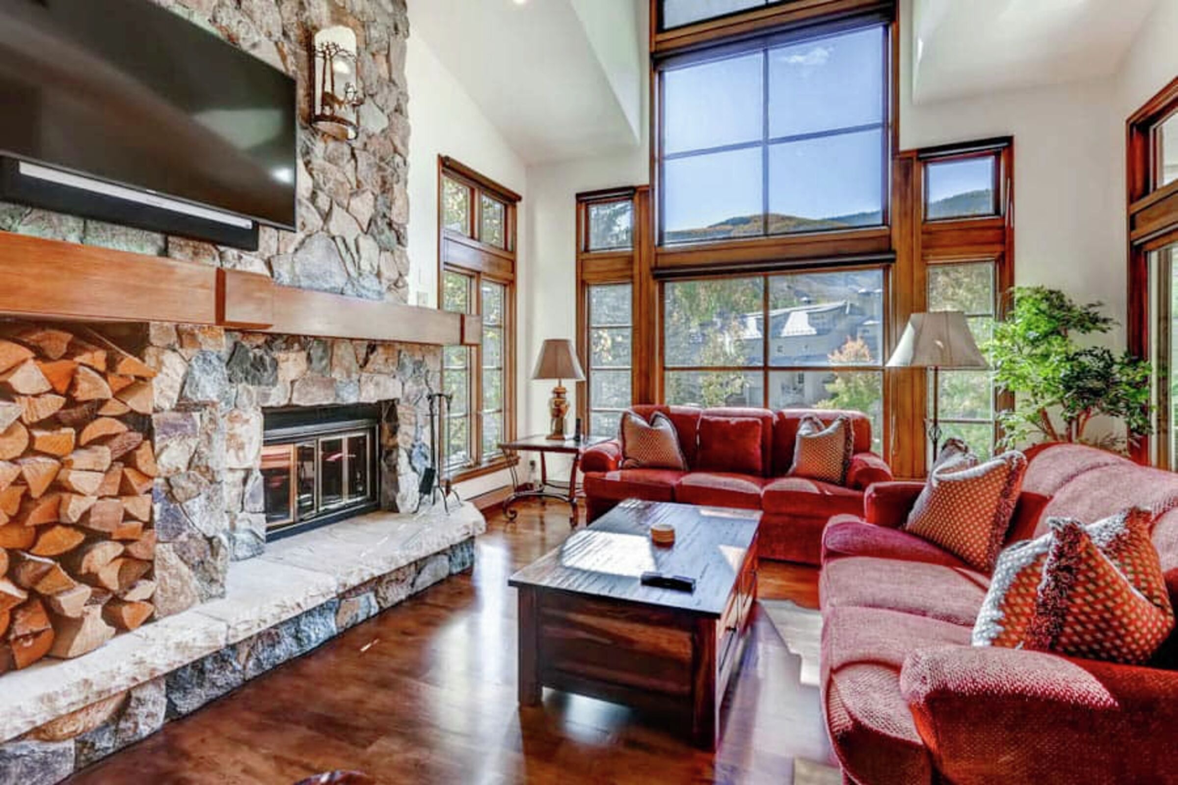 #N5 - Living Area