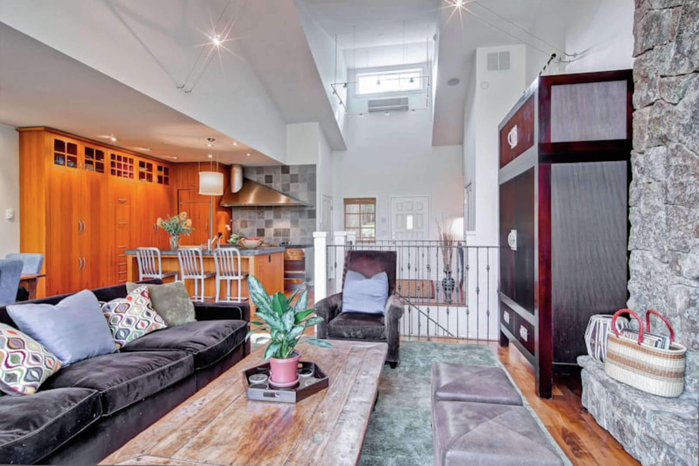 #R4 - Living Area