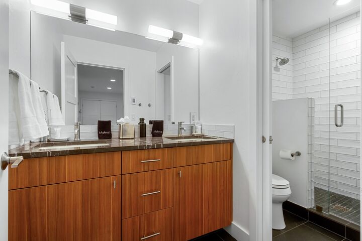 #B1 - Ensuite Bathroom