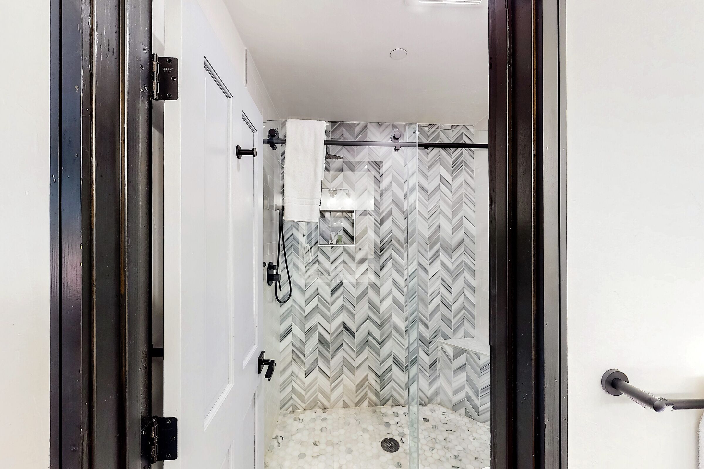 Master Ensuite Bathroom