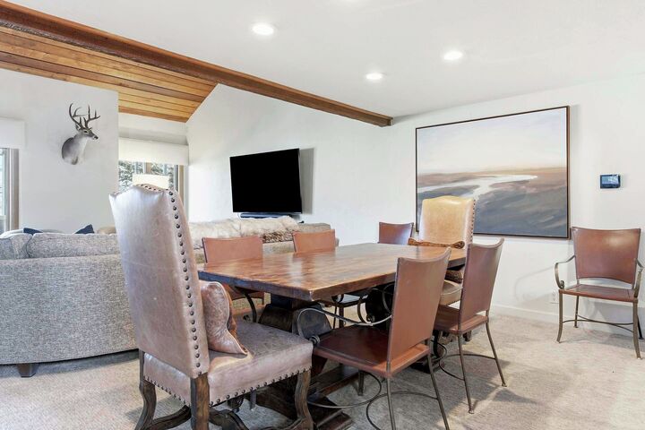 #118 - Dining Area