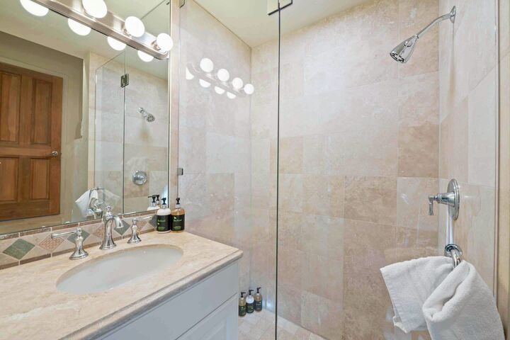 #118 - Bathroom
