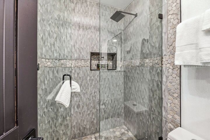 #86 - Master Ensuite Bathroom
