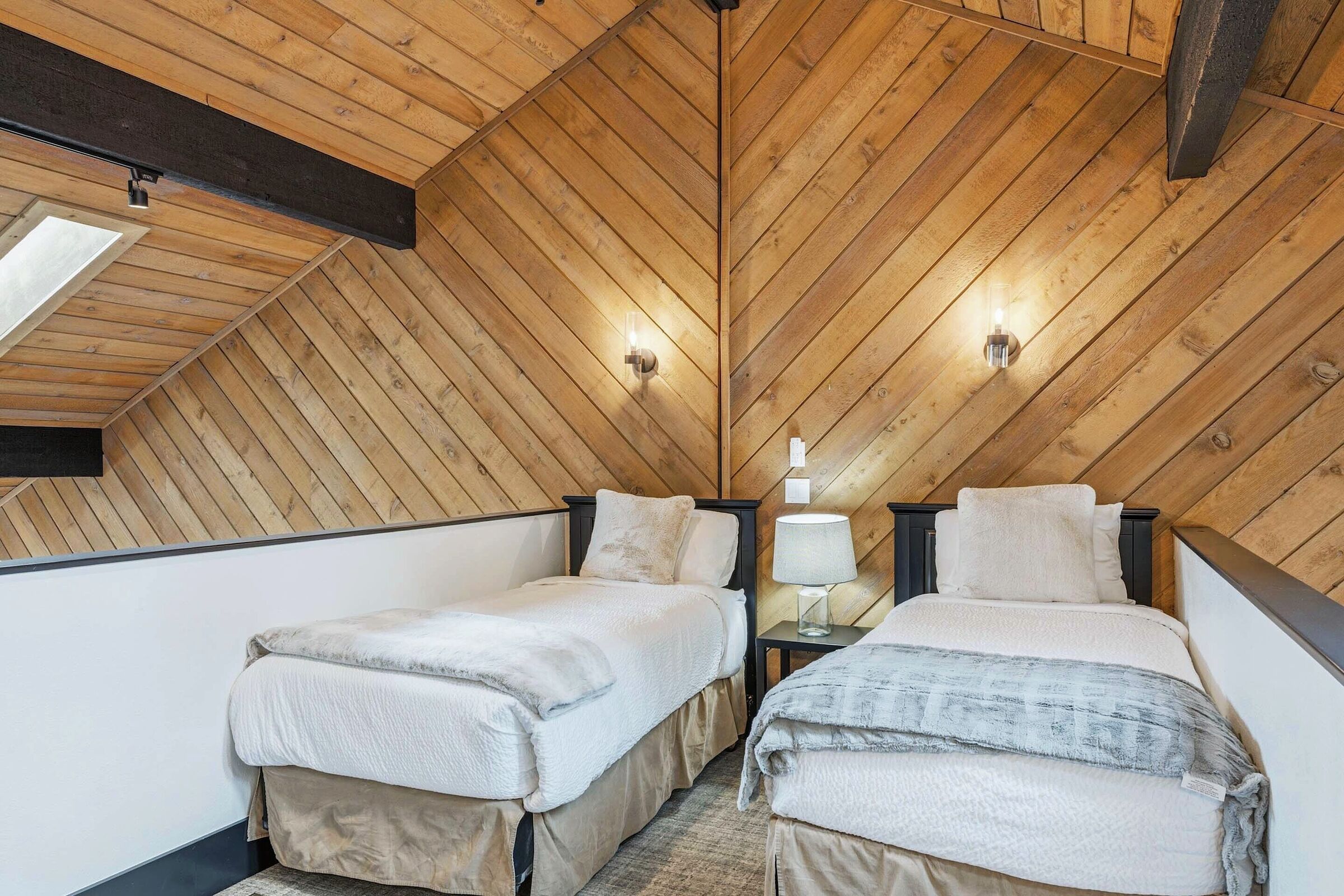 #86 - Loft with Bed