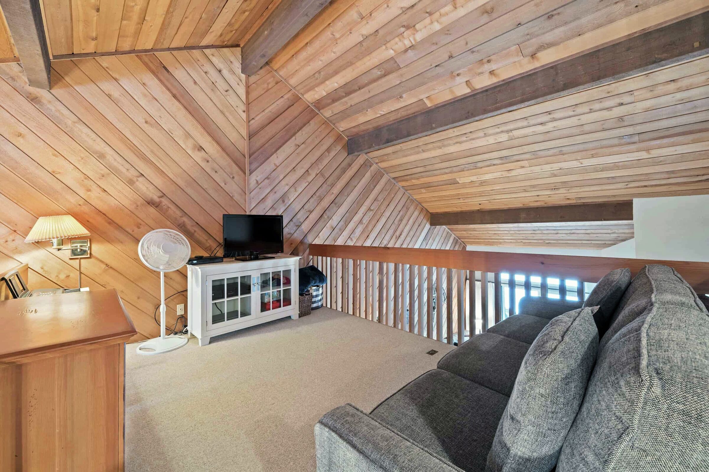 #105 - Loft