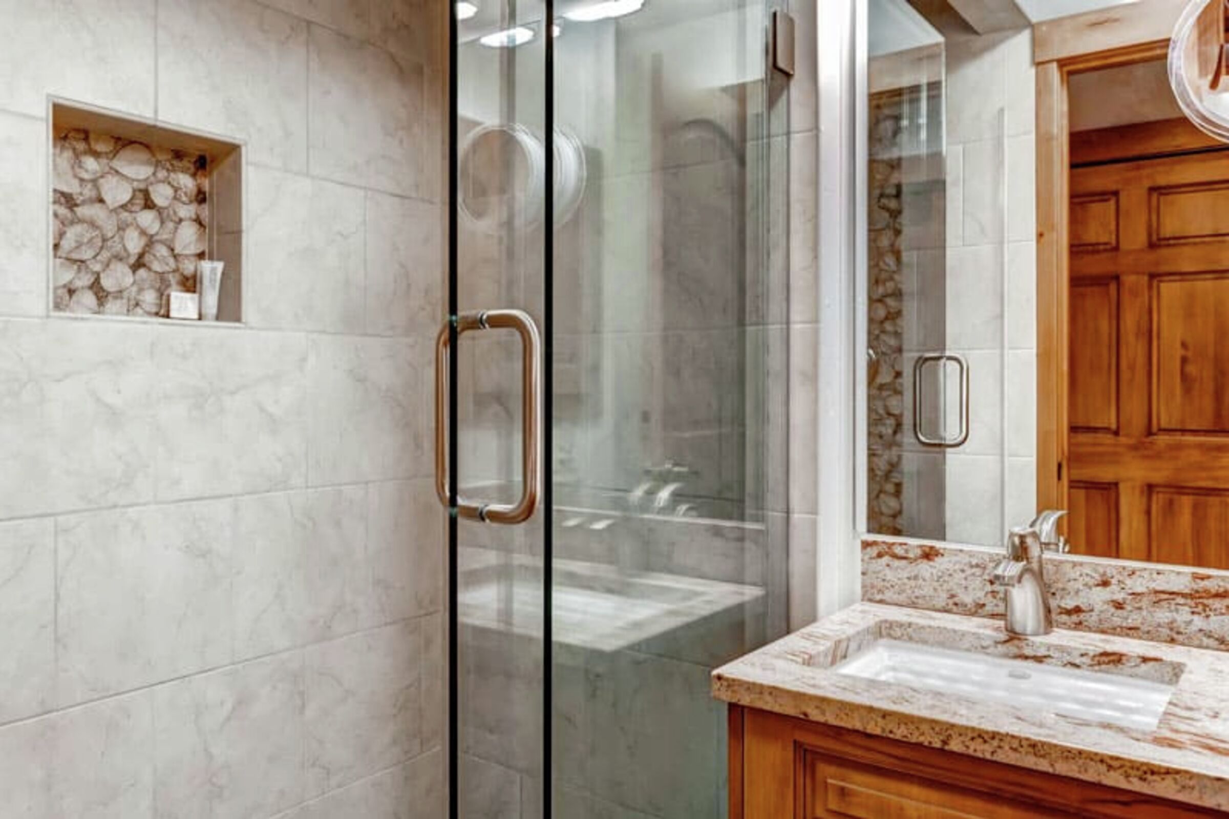 #123 - Ensuite Bathroom