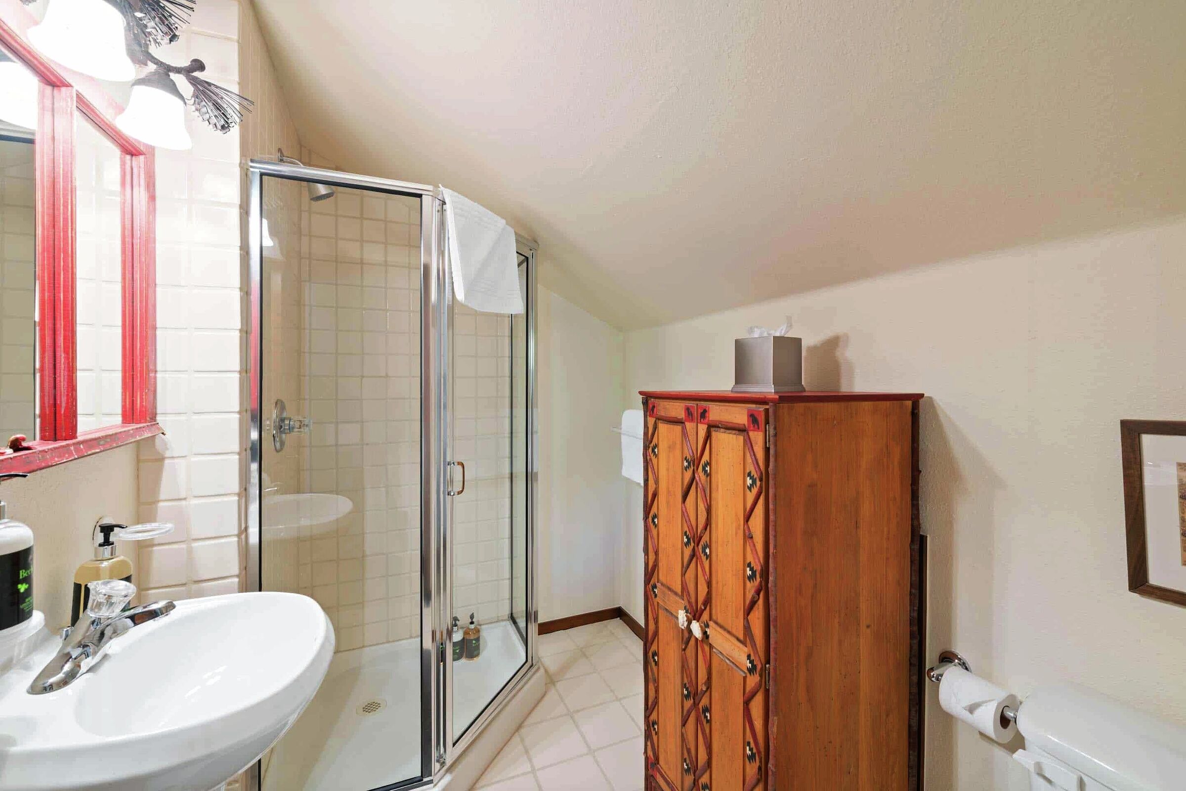 Ensuite Bathroom