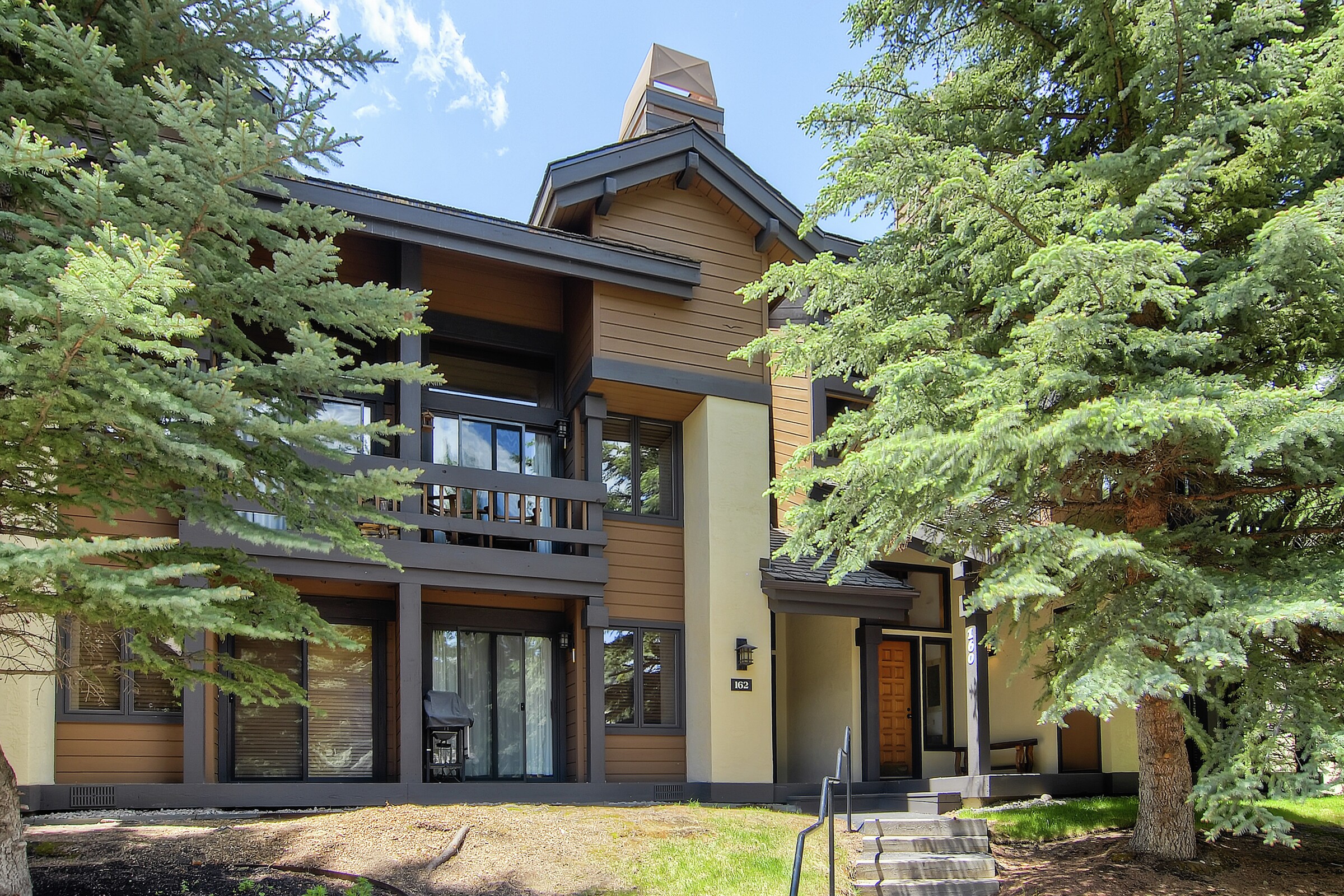 Ridgepoint Townhomes