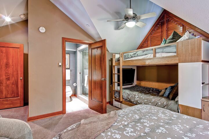 #12 - Bedroom