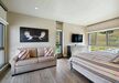 Gallery Thumbnail (#09 - Bedroom)