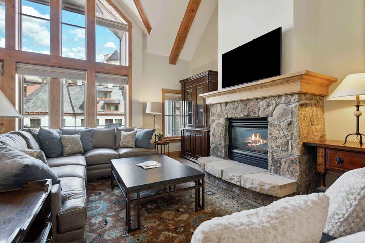 #219 - Living Area