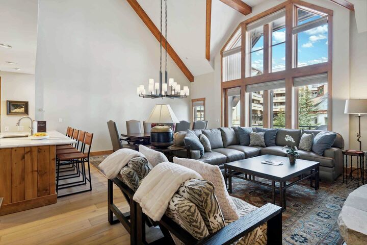 #219 - Living Area