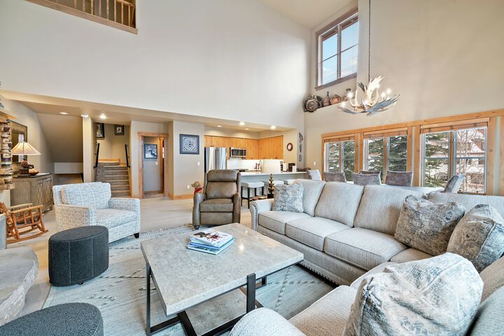 #225 - Living Area