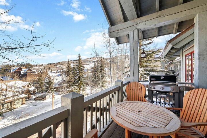 Balcony with BBQ
