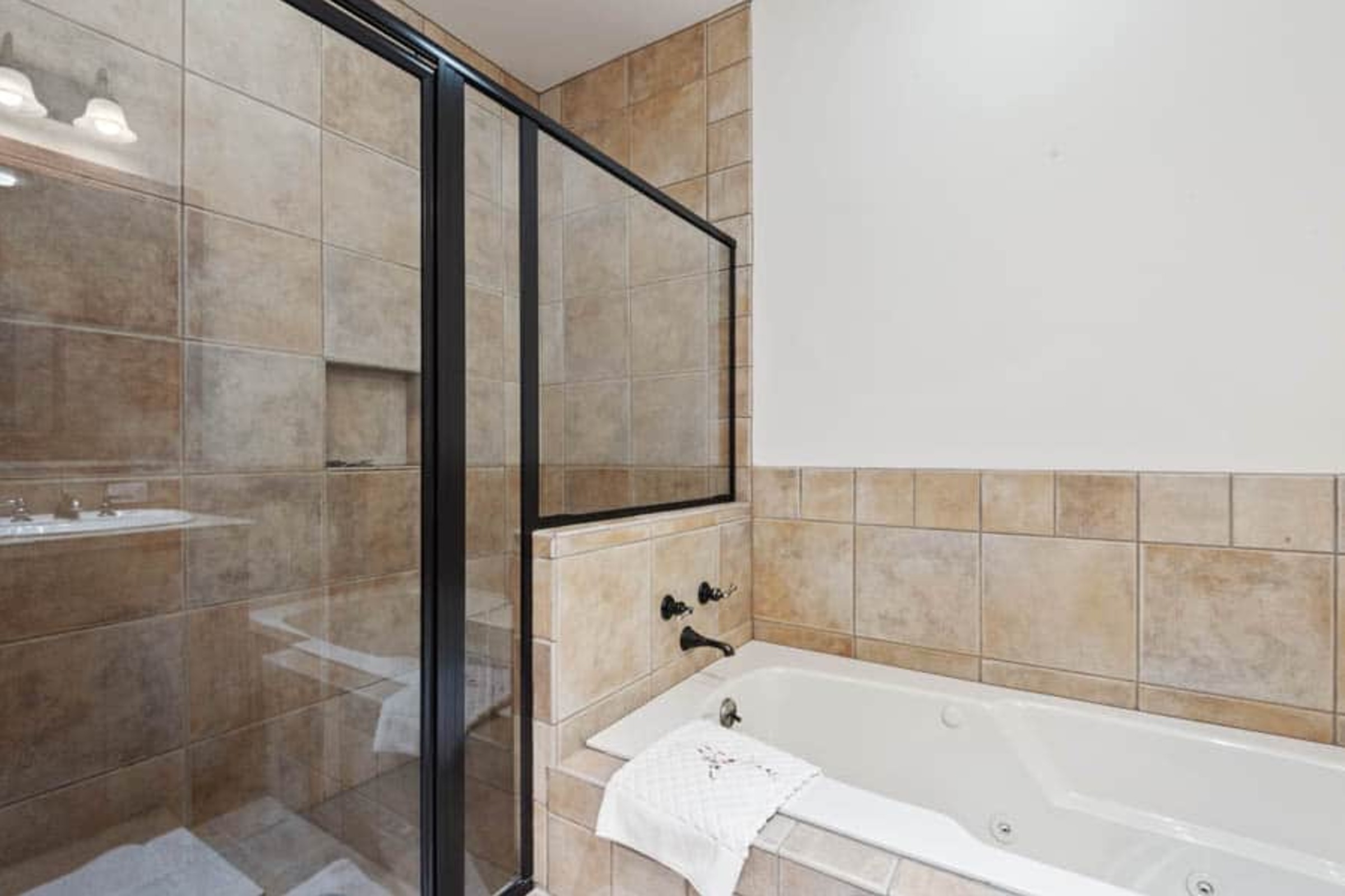 Master Ensuite Bathroom