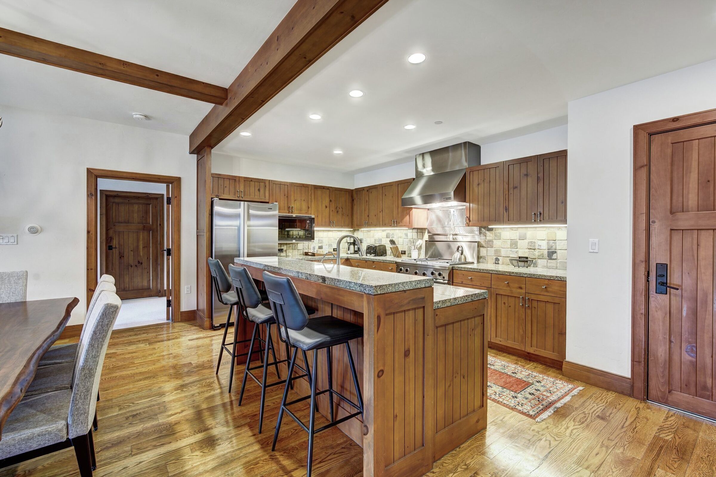3 Bdrm Premier - Kitchen