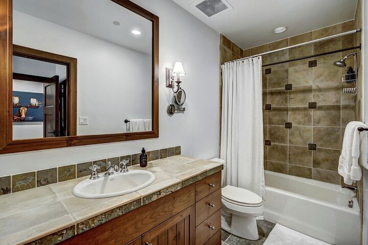 3 Bdrm Platinum - Bathroom