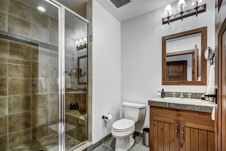 3 Bdrm Platinum - Bathroom