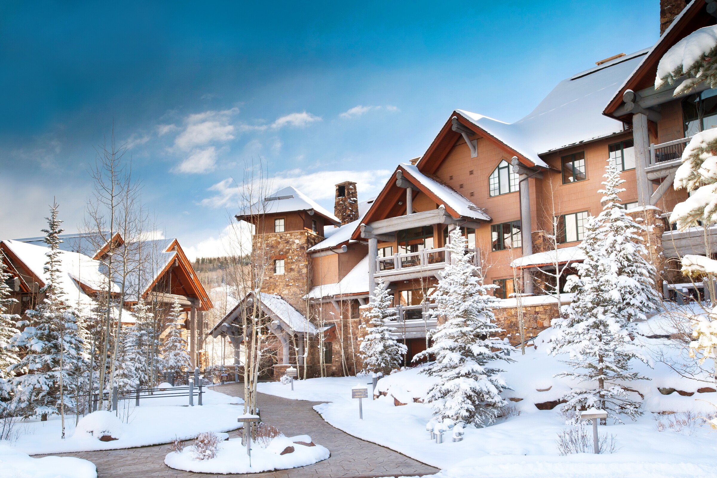 Bear Paw Ski Lodging - Bear Paw Reservations