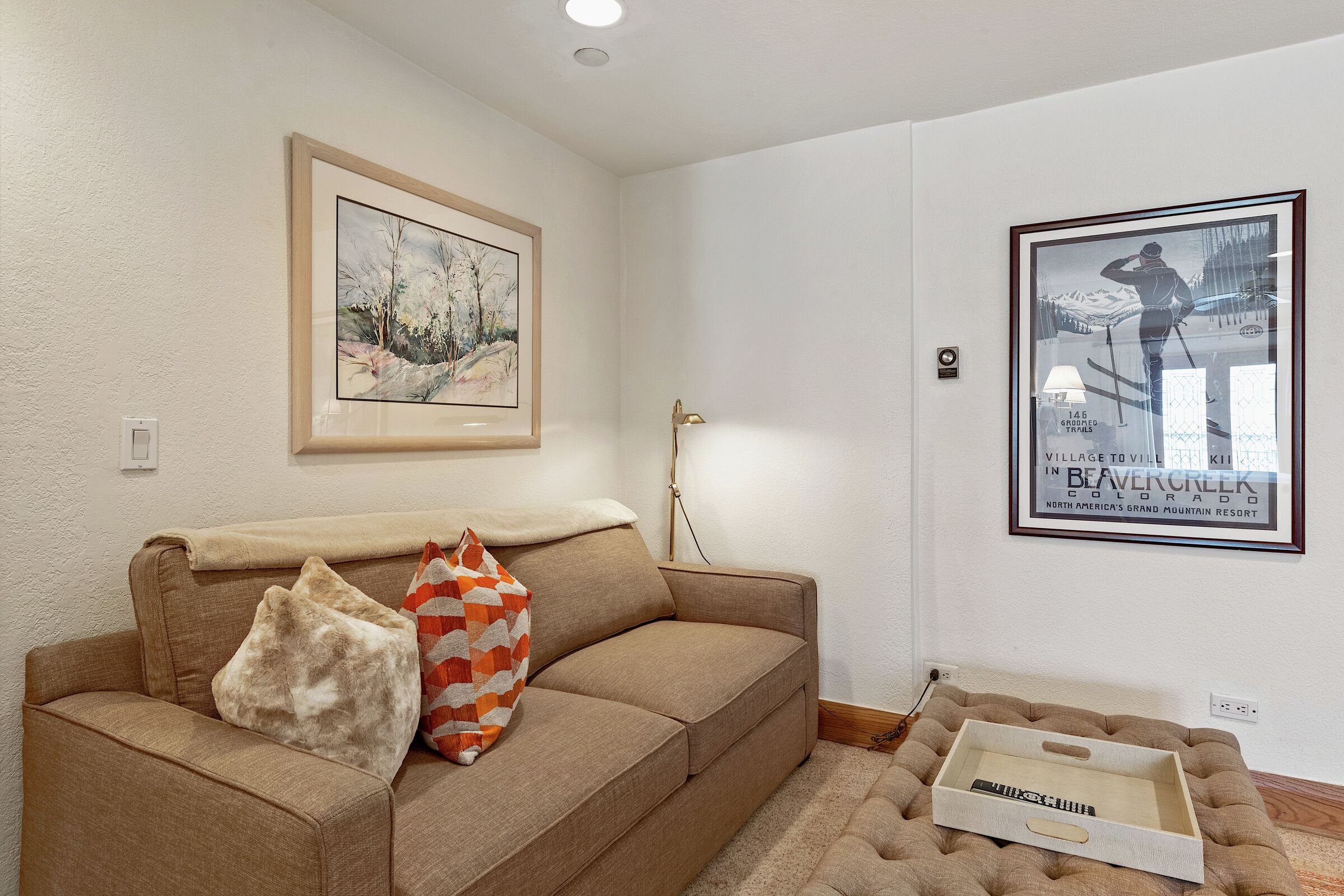#C335 - Deluxe Lodge Room