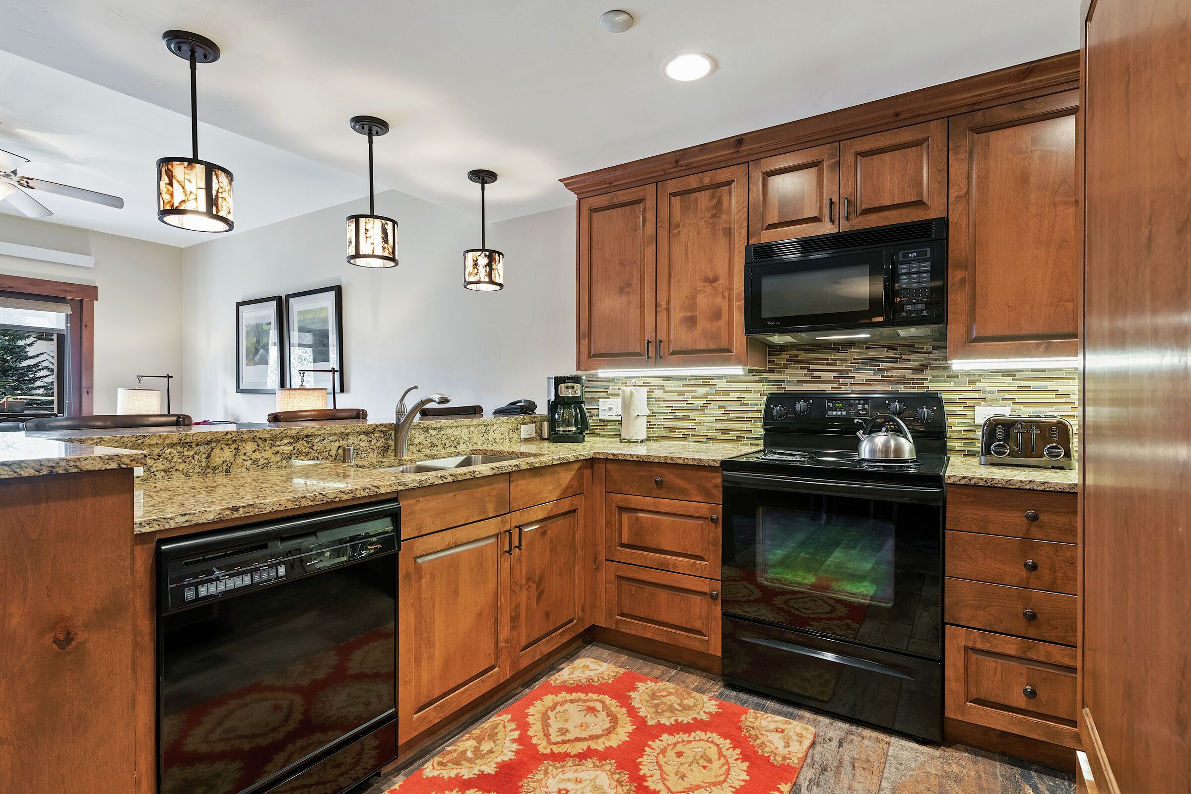 #C140 - Kitchen