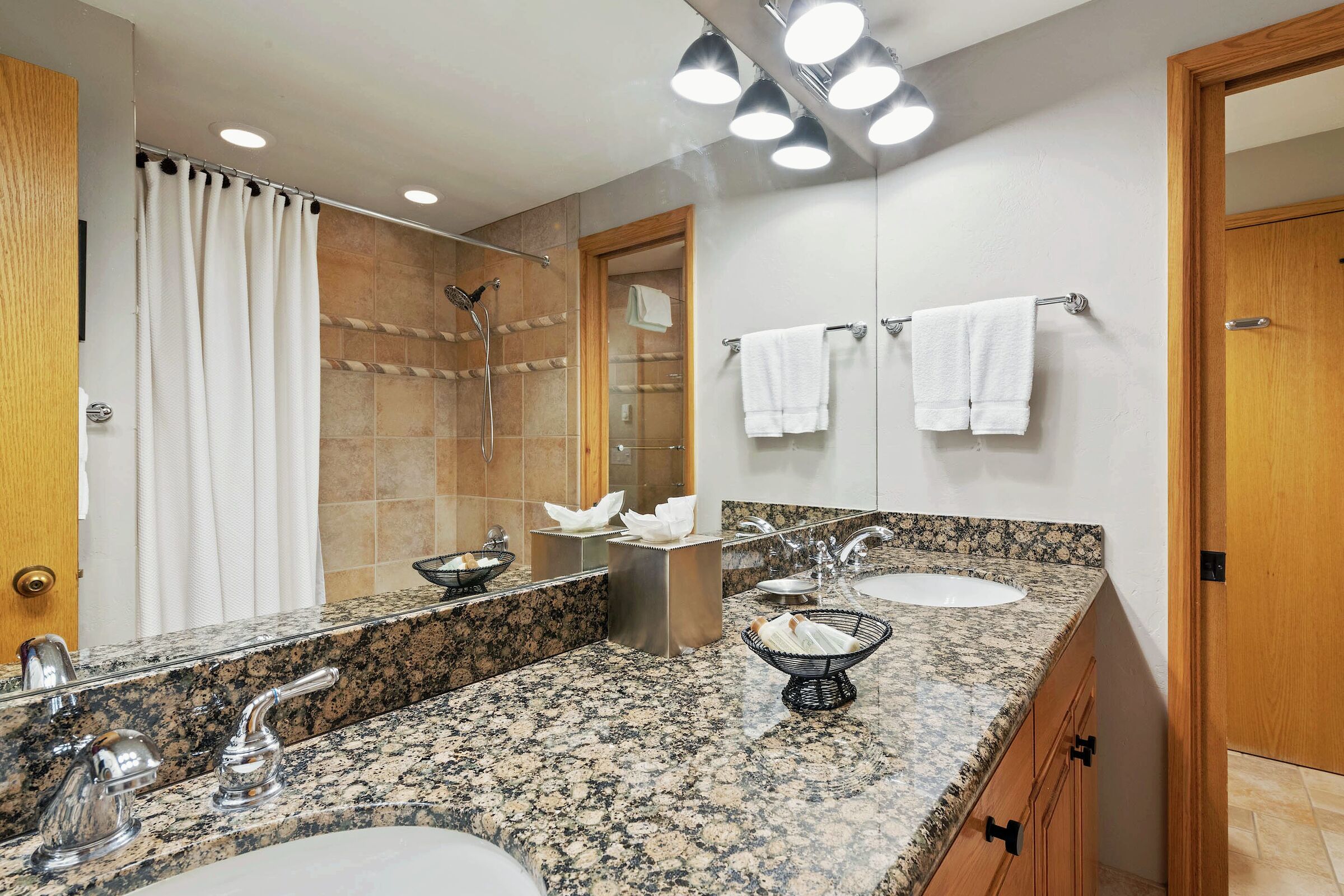 Ensuite Bathroom