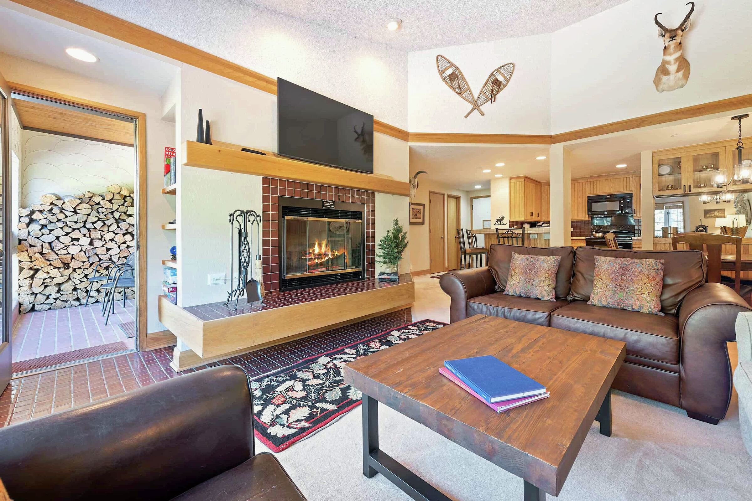 #D450 - Living Area